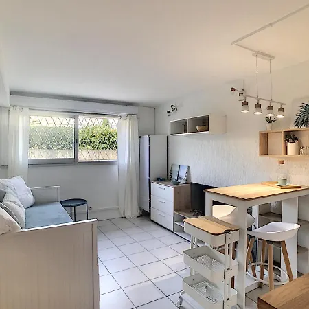 Golfe Juan En Souplex Dans Avec Piscine Apartament *